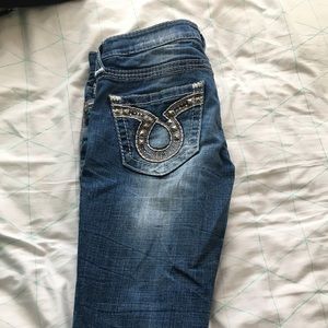 Buckle jeans